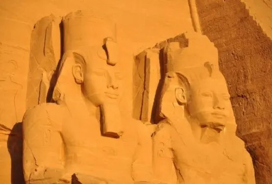 Rencontres Romantiques en Croisière sur le Nil – Agence Matrimoniale en Égypte - Agence matrimoniale Unicis